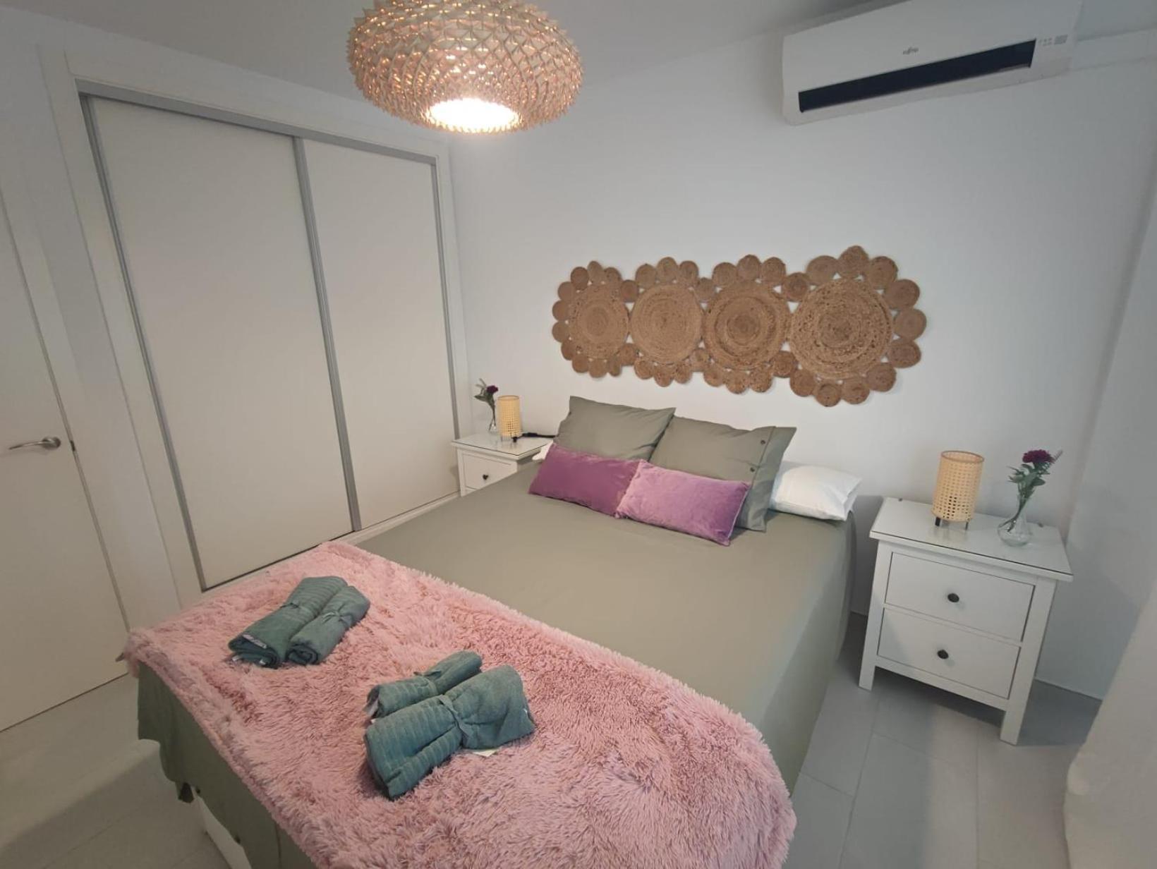 Apartamento Pilar Севиля Екстериор снимка